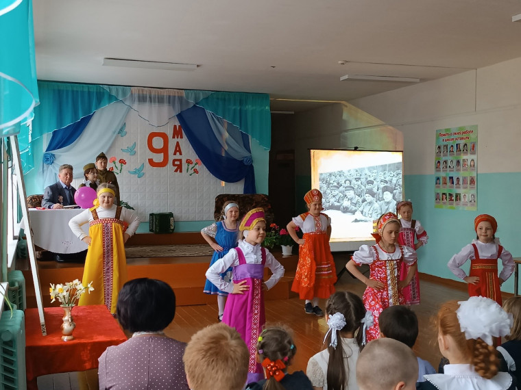 5 мая 2023 года в преддверии праздника Дня Победы в школе состоялся праздничный концерт..